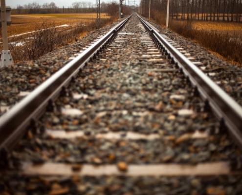 path railroad rails straight